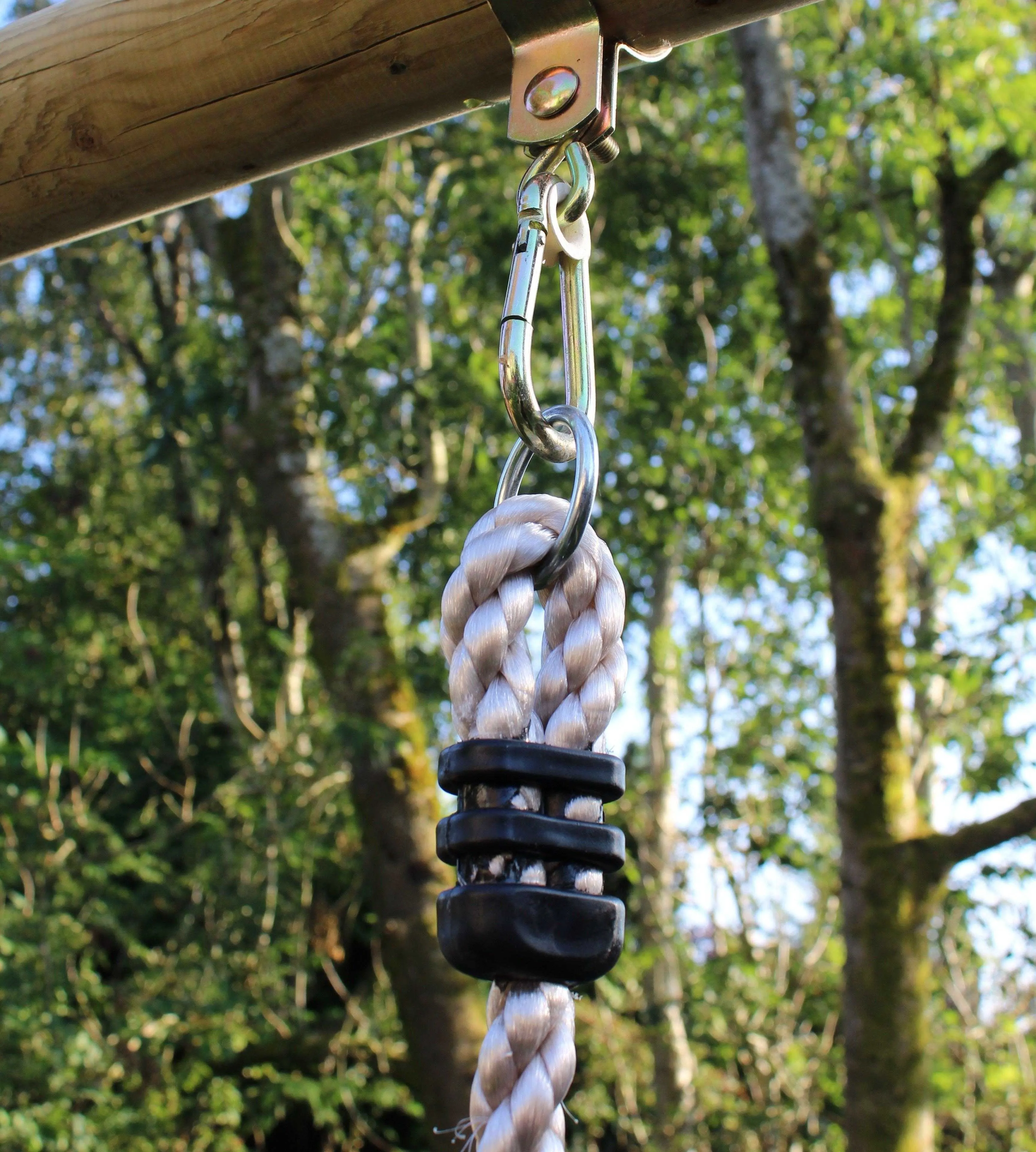 Go wild 2 Metre Knotted Climbing Rope