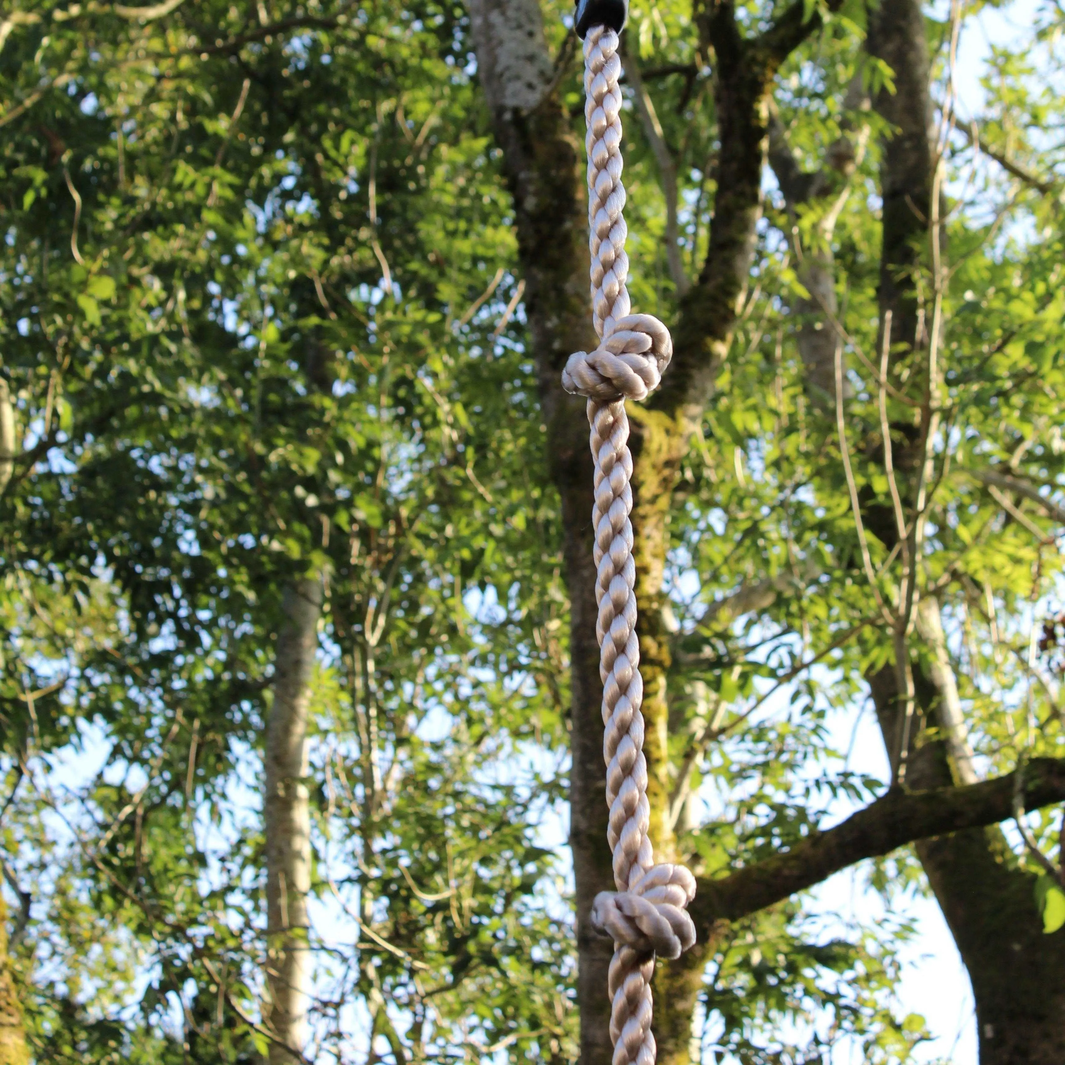 Go wild 2 Metre Knotted Climbing Rope