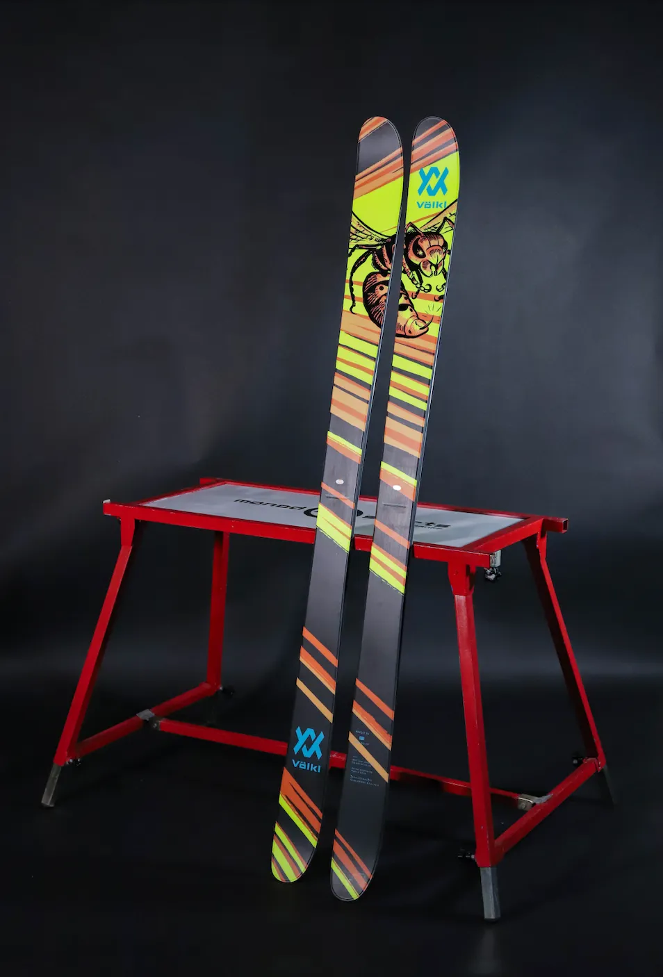 Revolt 96 Skis 2024
